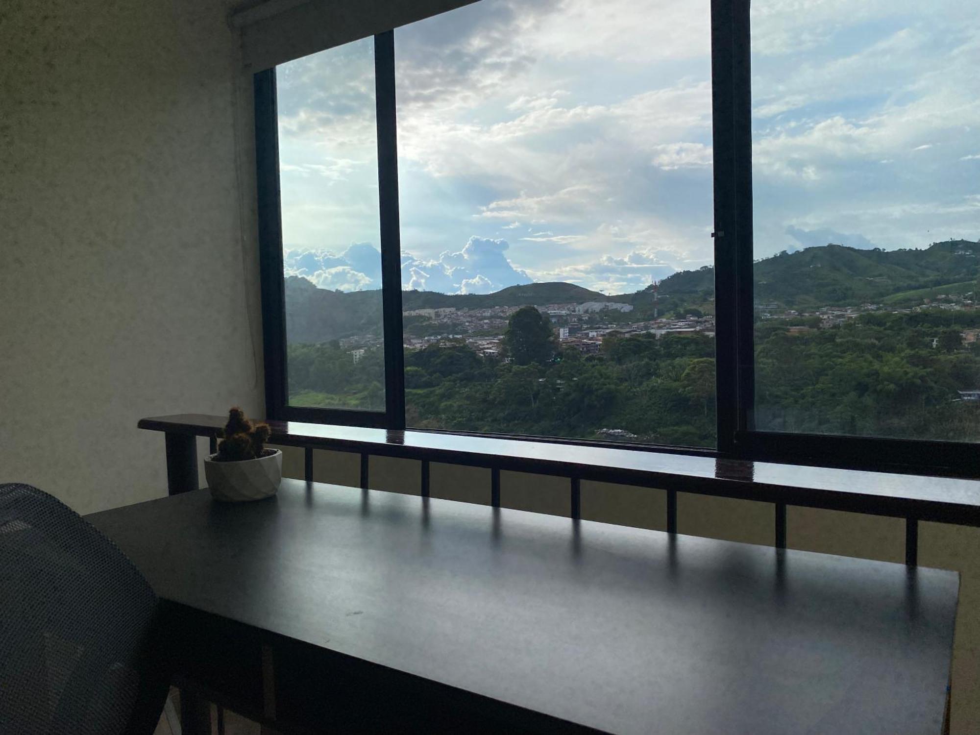 Ferienwohnung Loft Host Partner Cerca Al Aeropuerto,Expofuturo Y Ukumari Pereira Exterior foto
